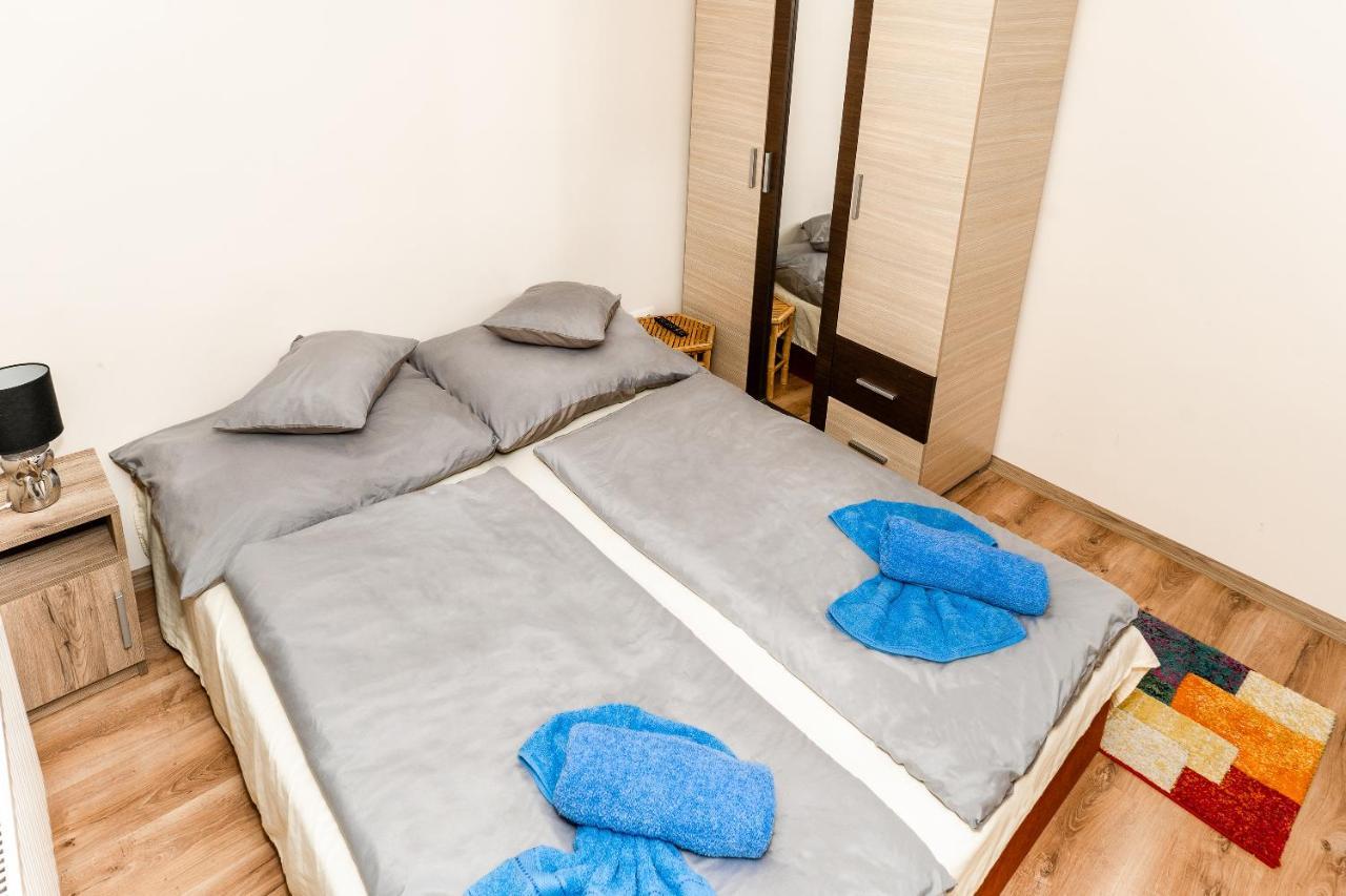 Lili Apartman Harkány Buitenkant foto