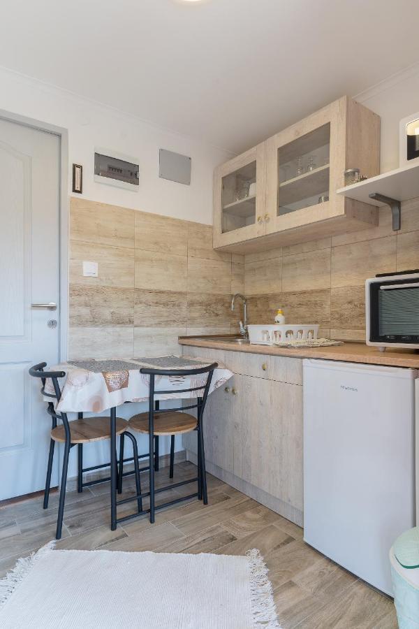 Lili Apartman Harkány Buitenkant foto