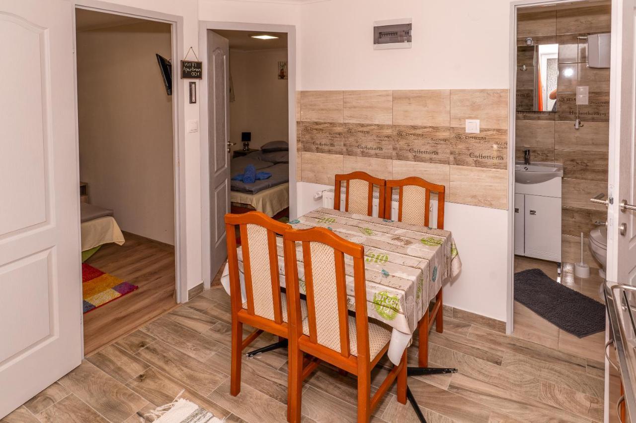 Lili Apartman Harkány Buitenkant foto