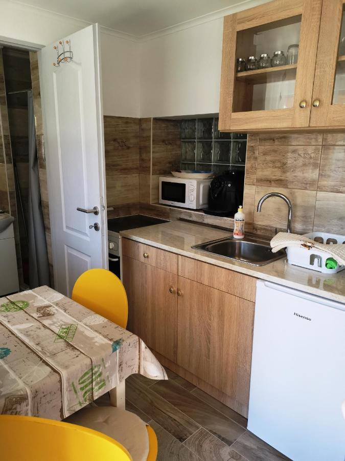 Lili Apartman Harkány Buitenkant foto