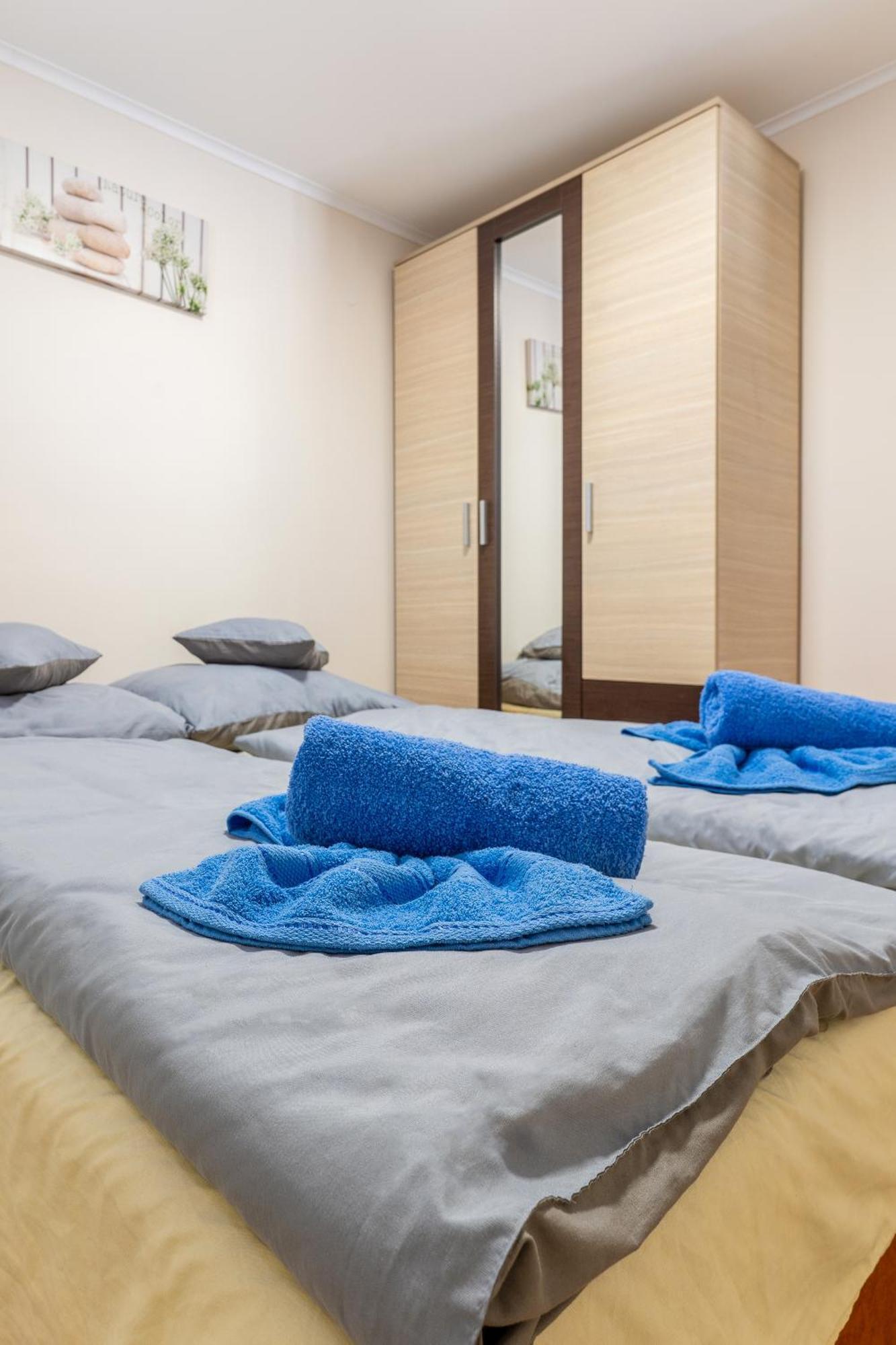 Lili Apartman Harkány Buitenkant foto