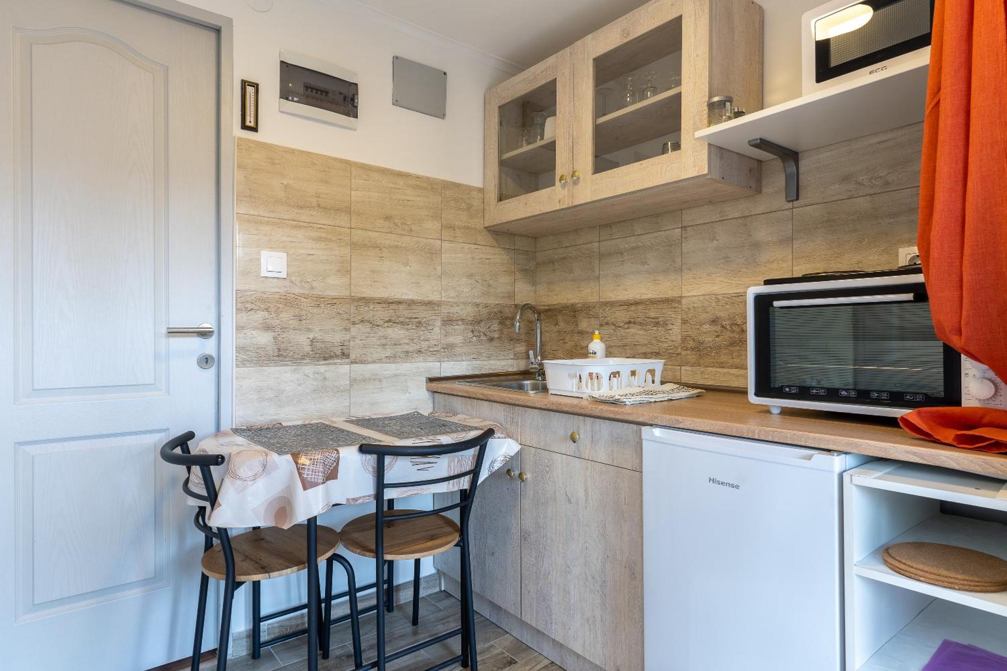 Lili Apartman Harkány Buitenkant foto